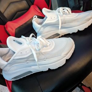 Brand New never worn Nike air max 290